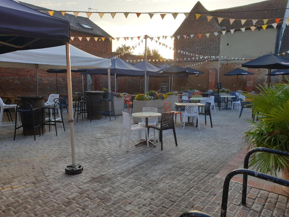 The Catherine Wheel Wetherspoon Hotel Henley-on-Thames Eksteriør bilde