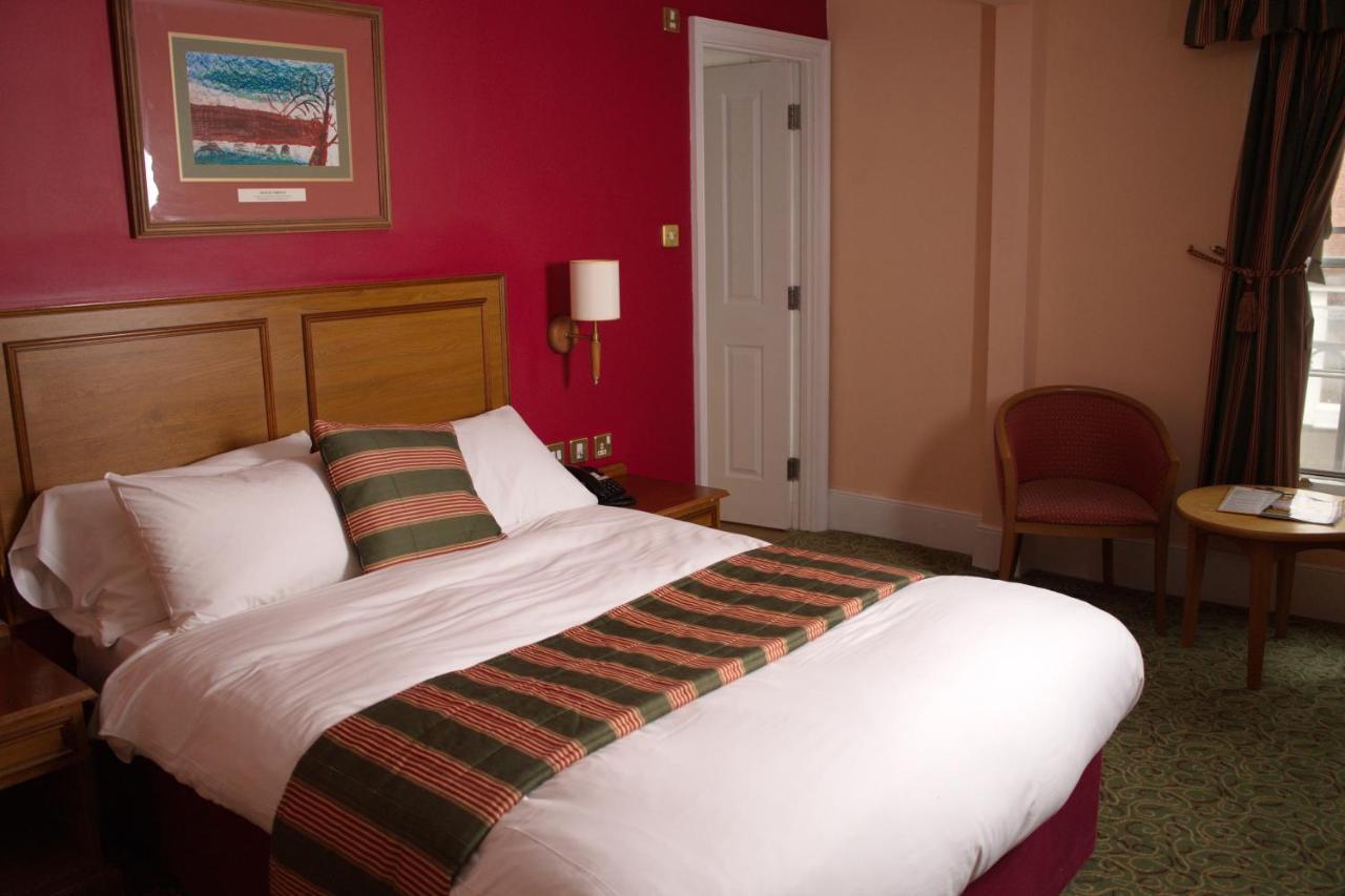 The Catherine Wheel Wetherspoon Hotel Henley-on-Thames Eksteriør bilde