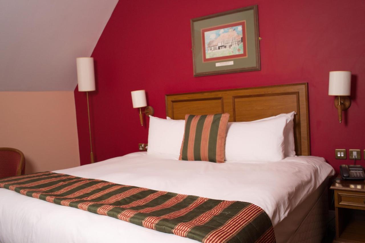 The Catherine Wheel Wetherspoon Hotel Henley-on-Thames Eksteriør bilde