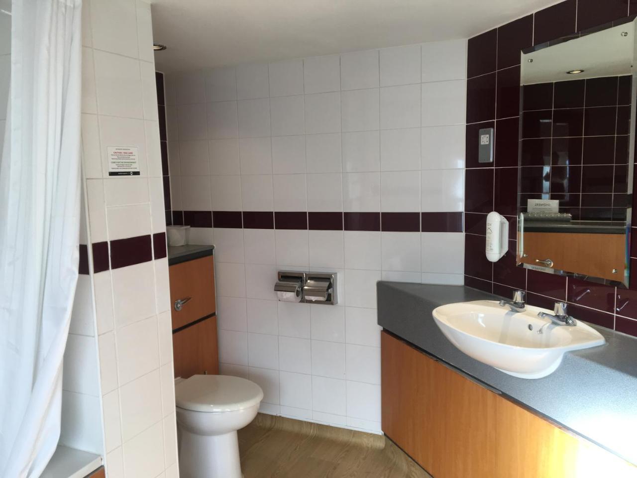 The Catherine Wheel Wetherspoon Hotel Henley-on-Thames Eksteriør bilde